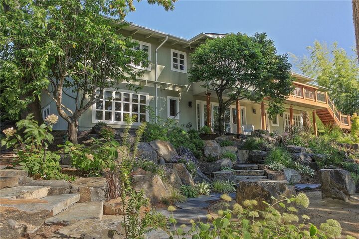 631 84th Ave NE  Medina WA 98039 photo