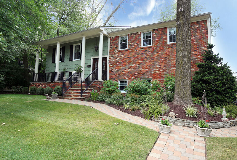 Property Photo:  200 Shunpike Rd  NJ 07081 