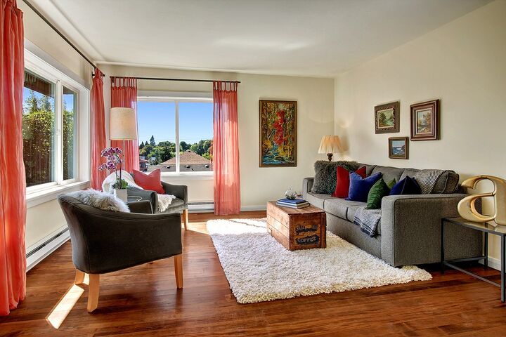 Property Photo:  4468 S Brandon St  WA 98118 