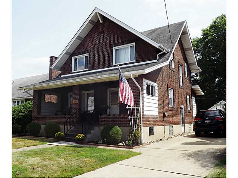 Property Photo:  1302 Union Avenue  PA 15065 