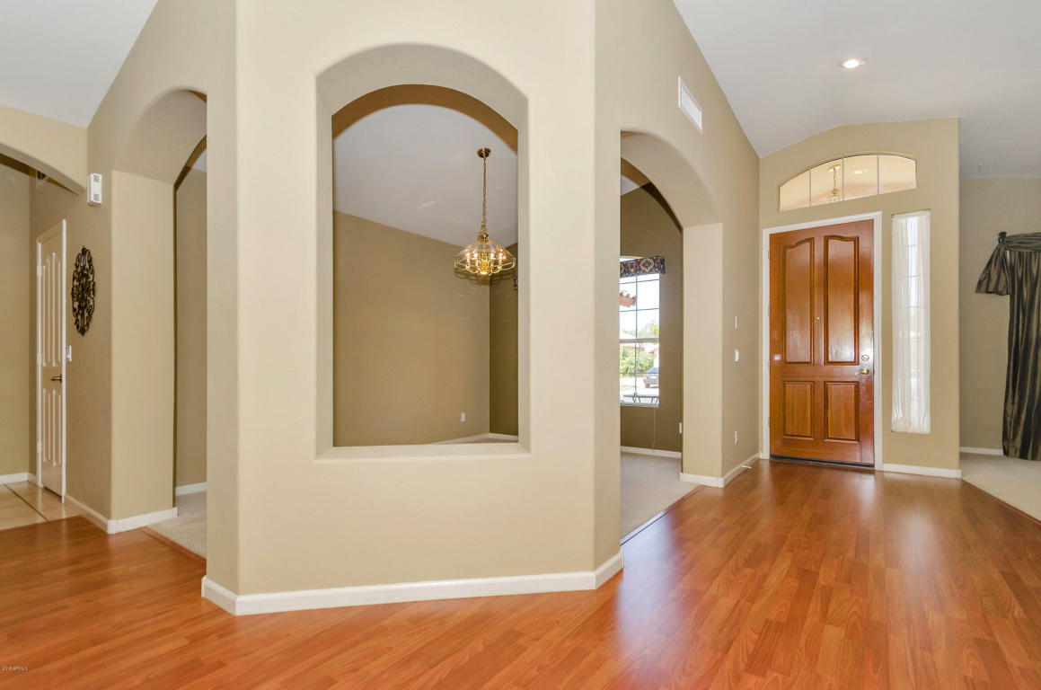Property Photo:  555 W Mendoza Avenue  AZ 85210 