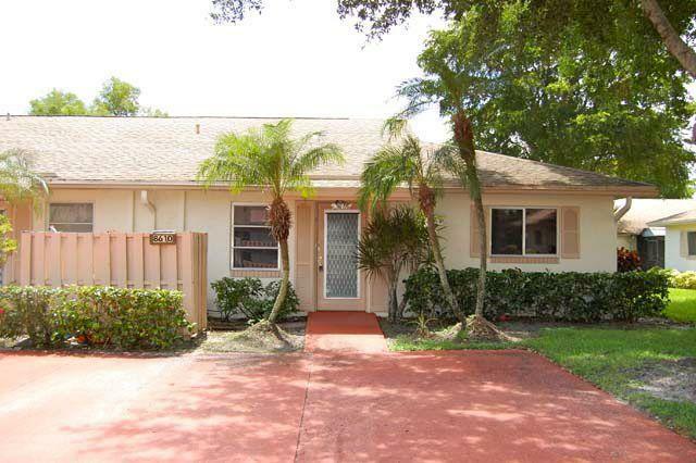 Property Photo:  8610 Dreamside Lane D  FL 33496 