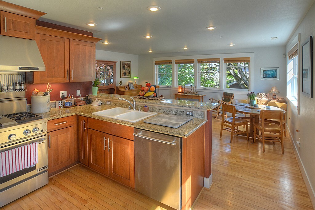 Property Photo: 6308 31st Ave SW WA 98126
