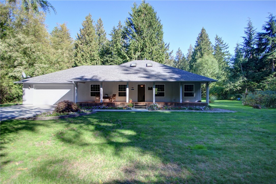 Property Photo:  7426 Silvana Terrace Rd  WA 98292 