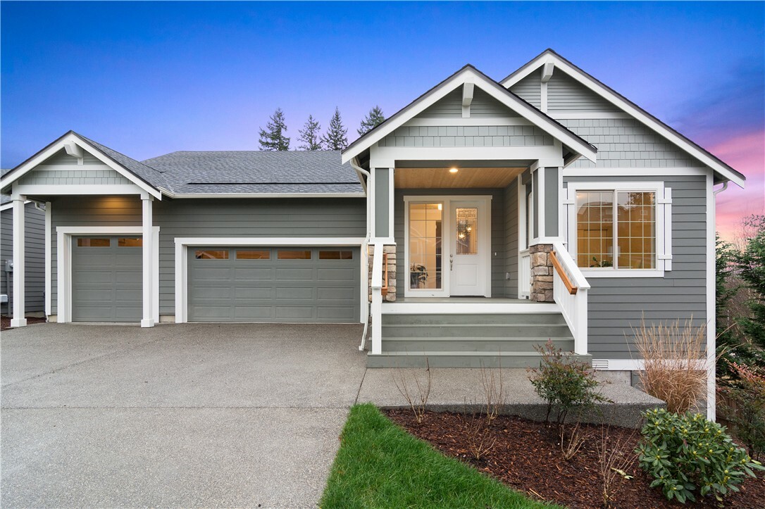 Property Photo:  2902 Highlands Blvd  WA 98372 