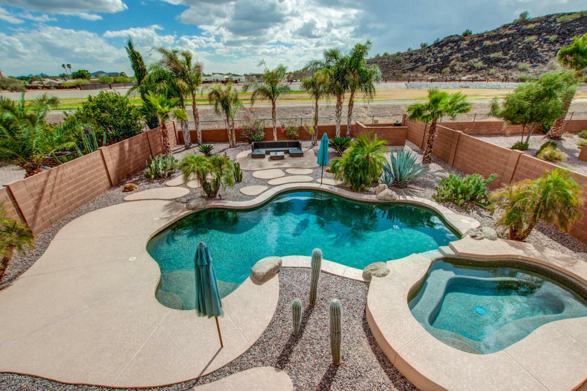 Property Photo:  3921 W Escuda Drive  AZ 85308 