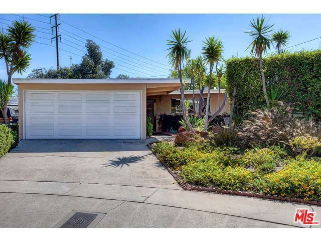 Property Photo:  6306 W 77th Pl  CA 90045 