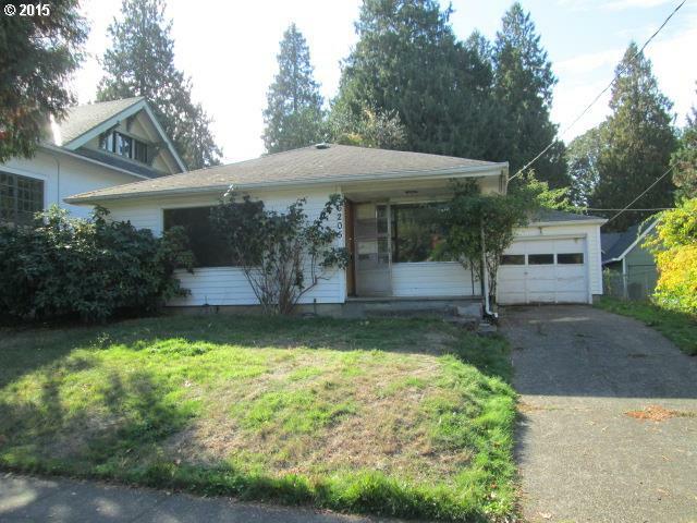 Property Photo:  6205 NE 30th Ave  OR 97211 