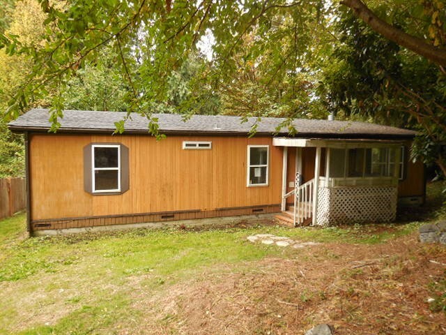 Property Photo:  8028 71st Place SE  WA 98290 