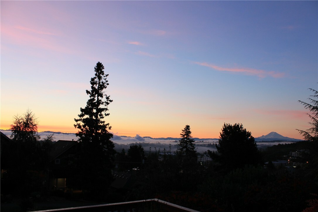 Property Photo: 4043 38th Ave SW WA 98126