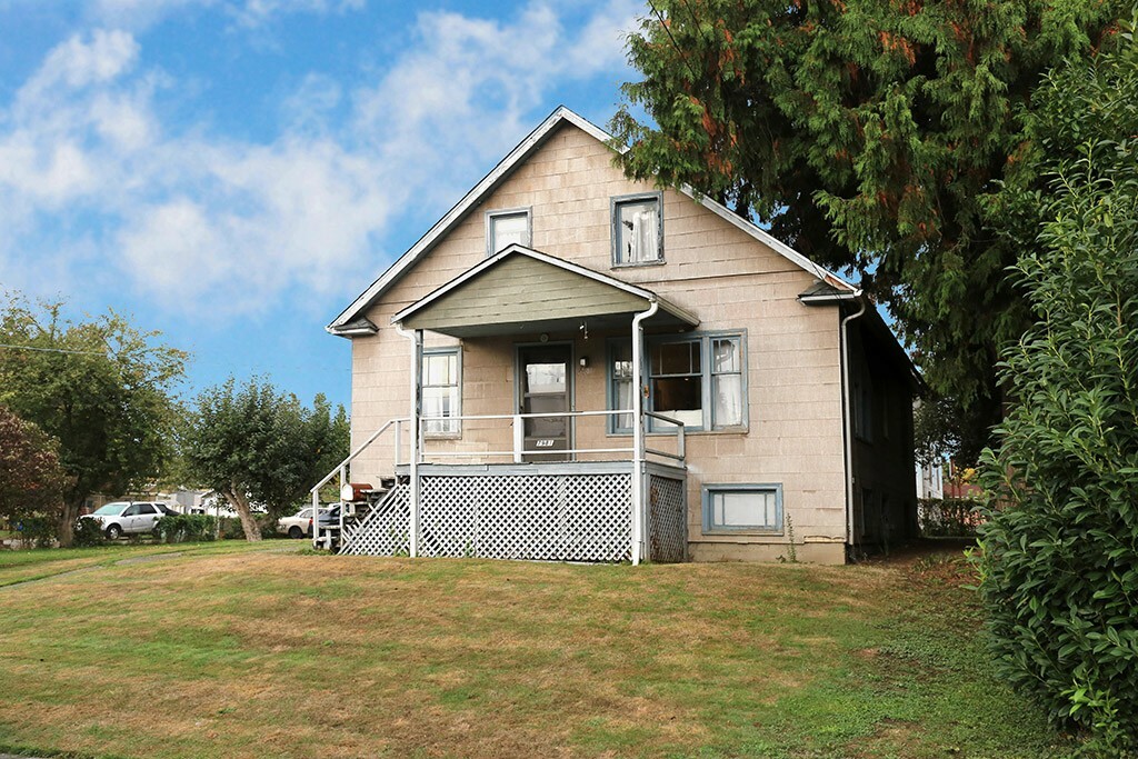 Property Photo:  7981 46th Ave S  WA 98118 