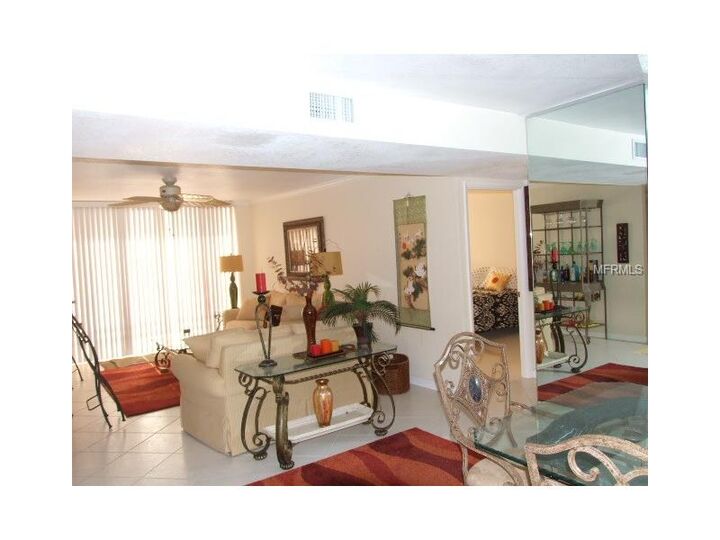 Property Photo: 1 Key Capri 310W FL 33706