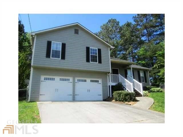 Property Photo: 116 Auburn Park GA 30132