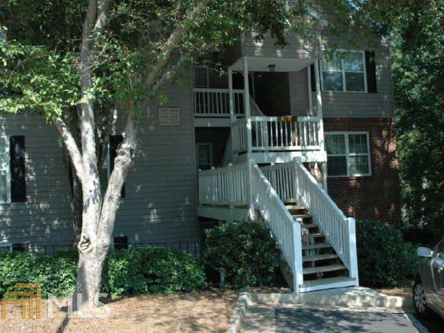 Property Photo: 426 Teal Ct GA 30076