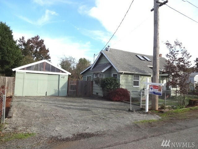 Property Photo:  14218 52nd Ave S  WA 98168 