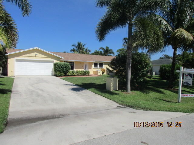 Property Photo:  122 W Pine Tree Avenue  FL 33467 