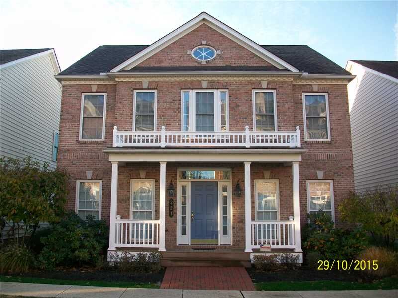 Property Photo:  221 Park Square Ln.  PA 15238 