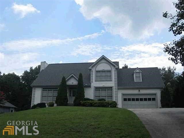 Property Photo: 2715 Stratfield Drive GA 30041