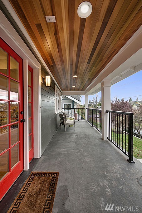 Property Photo: 141 NW 74th St WA 98117