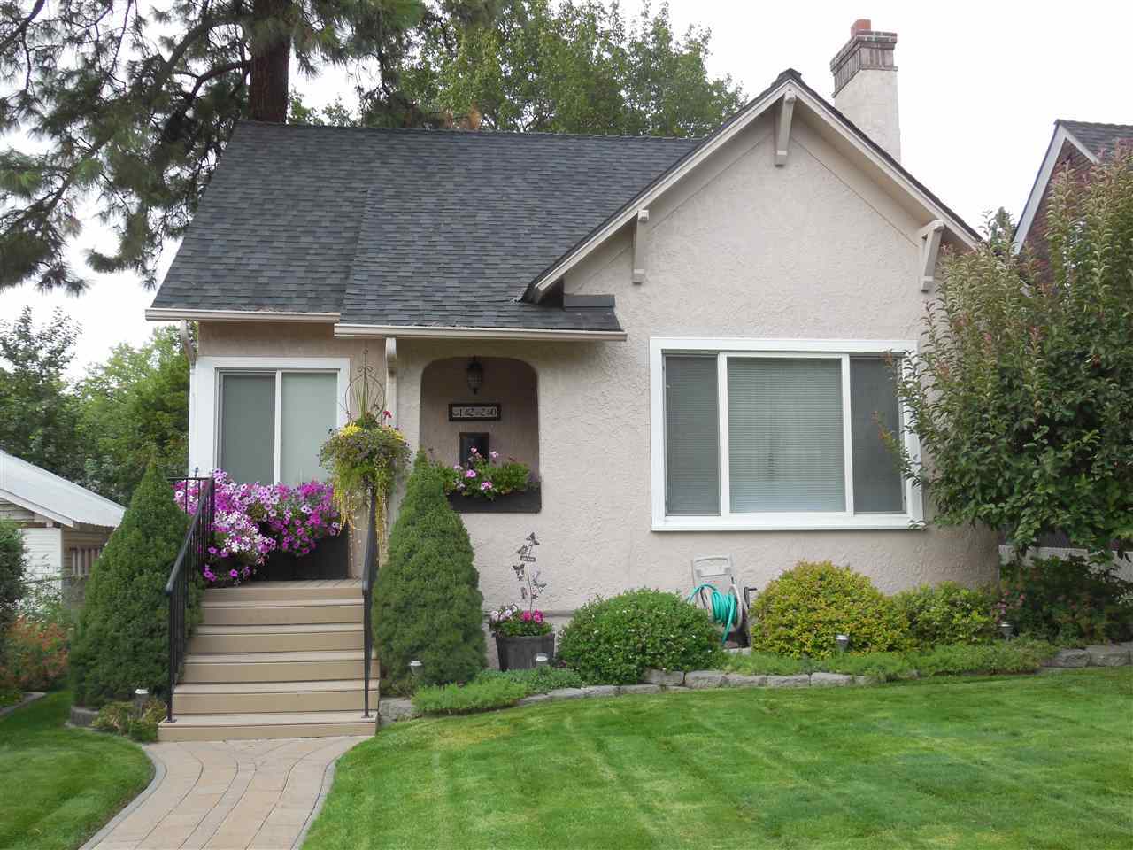 Property Photo: 1220 W 13th Ave WA 99204