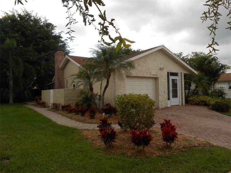 Property Photo:  1272 Kirkwood Lane  FL 34232 