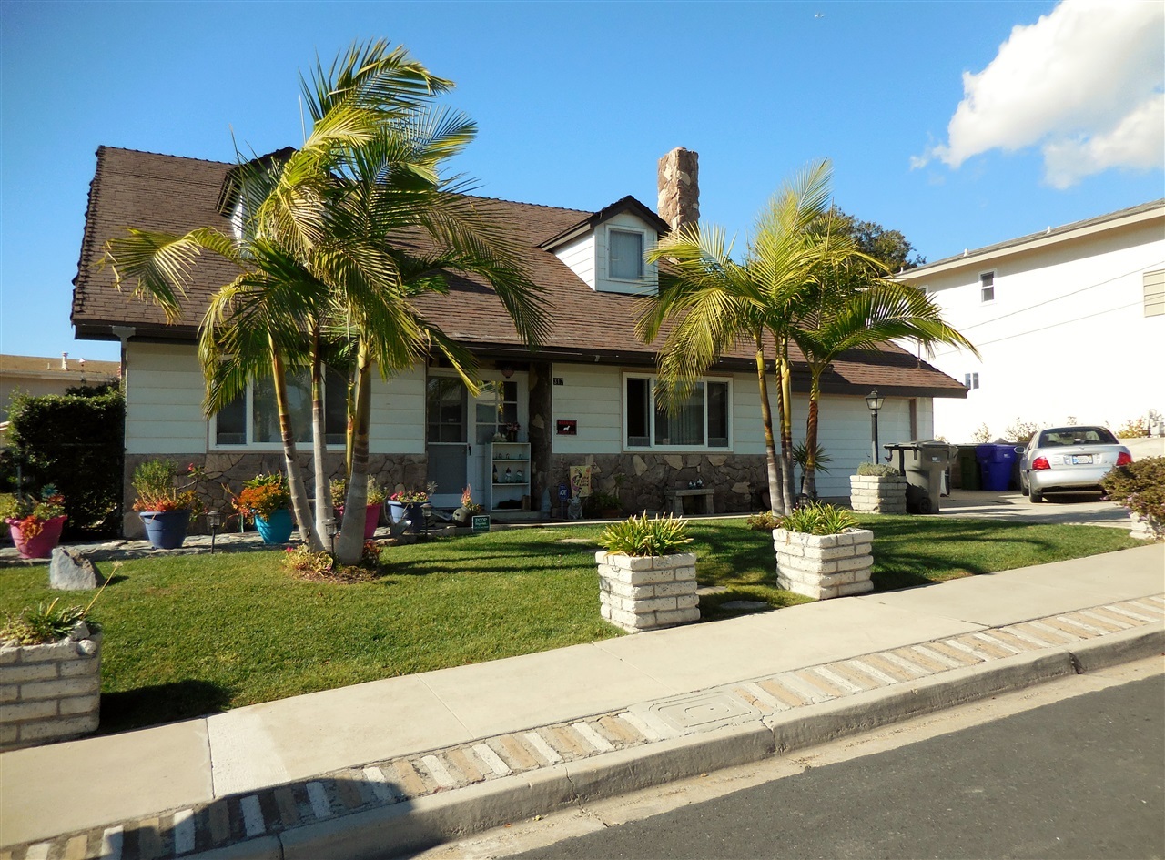 Property Photo: 317 Hoover CA 92054
