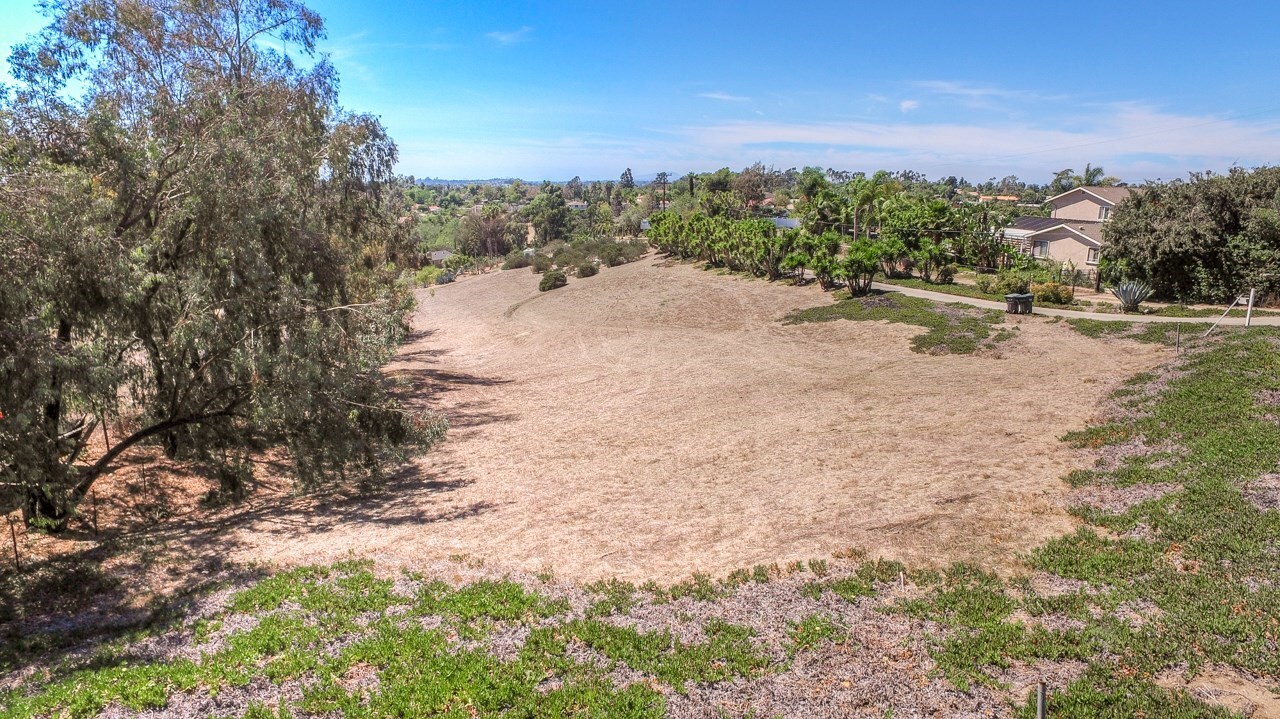 Property Photo: Marine View 14 CA 92081