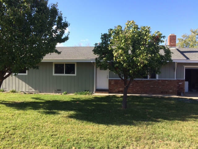 Property Photo:  1594 Diamond Street  CA 96007 