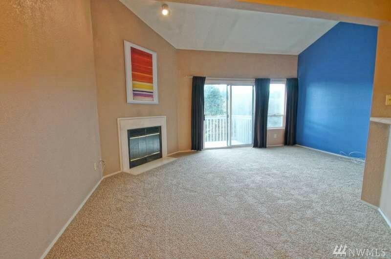 Property Photo: 17300 91st Ave NE D302 WA 98011