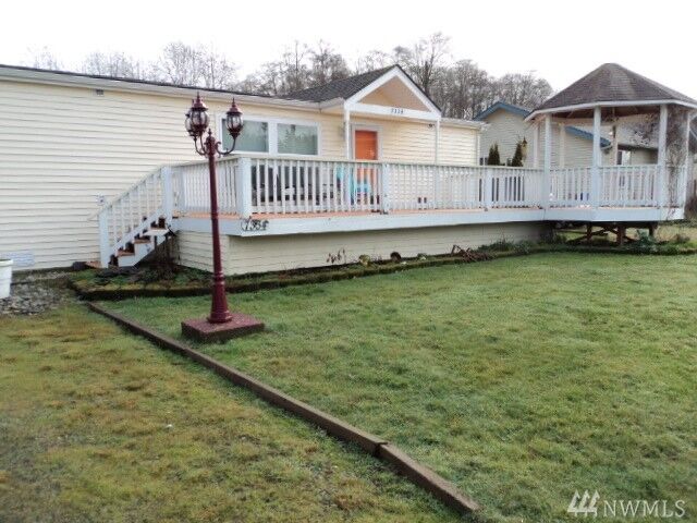 7334 Elaine St  Blaine WA 98230 photo