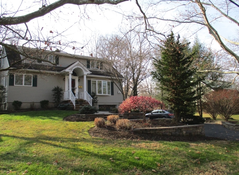 Property Photo:  10 Keyes St  NJ 07932 