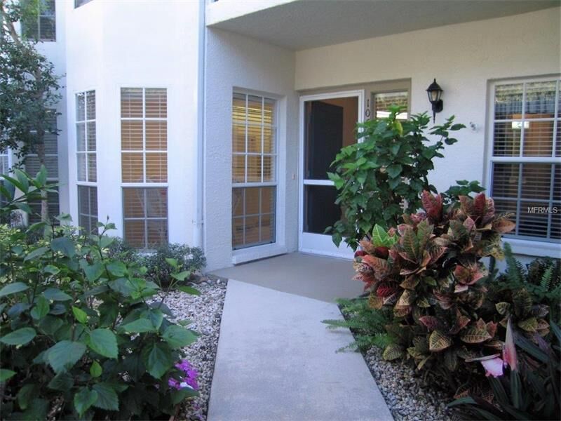 Property Photo: 408 Laurel Lake Drive 105 FL 34292
