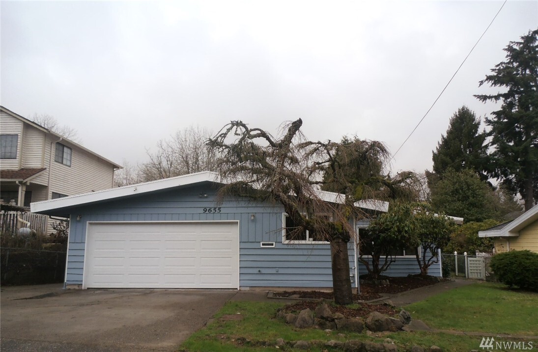 Property Photo: 9655 57th Ave S WA 98118