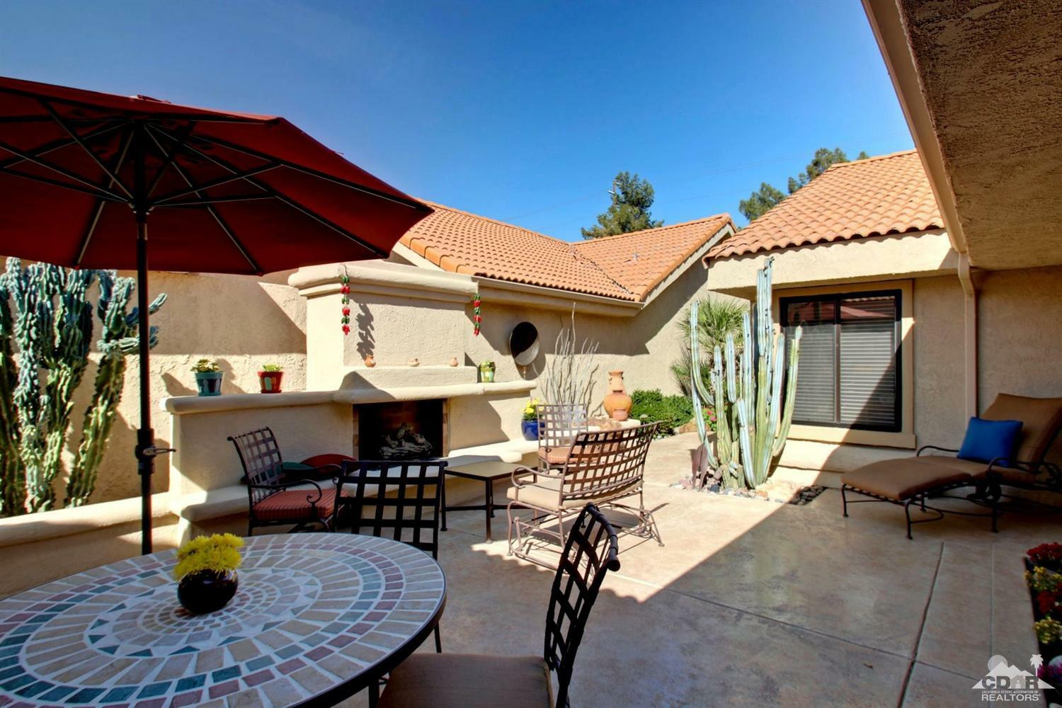 Property Photo:  7 Acapulco Drive  CA 92260 