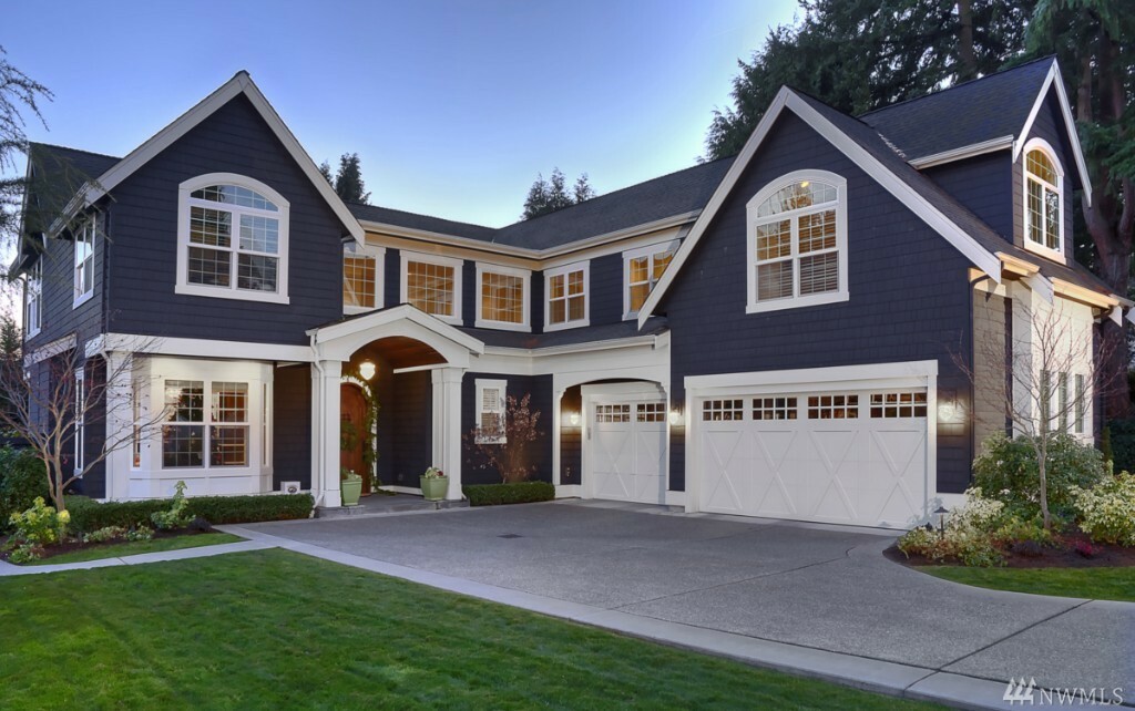 Property Photo: 9836 NE 25th St WA 98004
