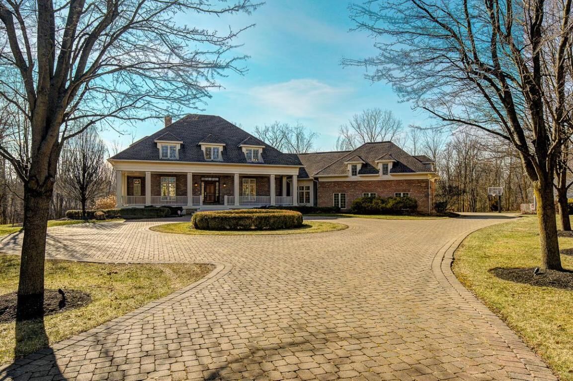 Property Photo: 481 Welwyn Drive OH 43065