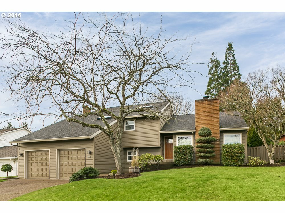 Property Photo: 1195 NW 122nd Ave OR 97229