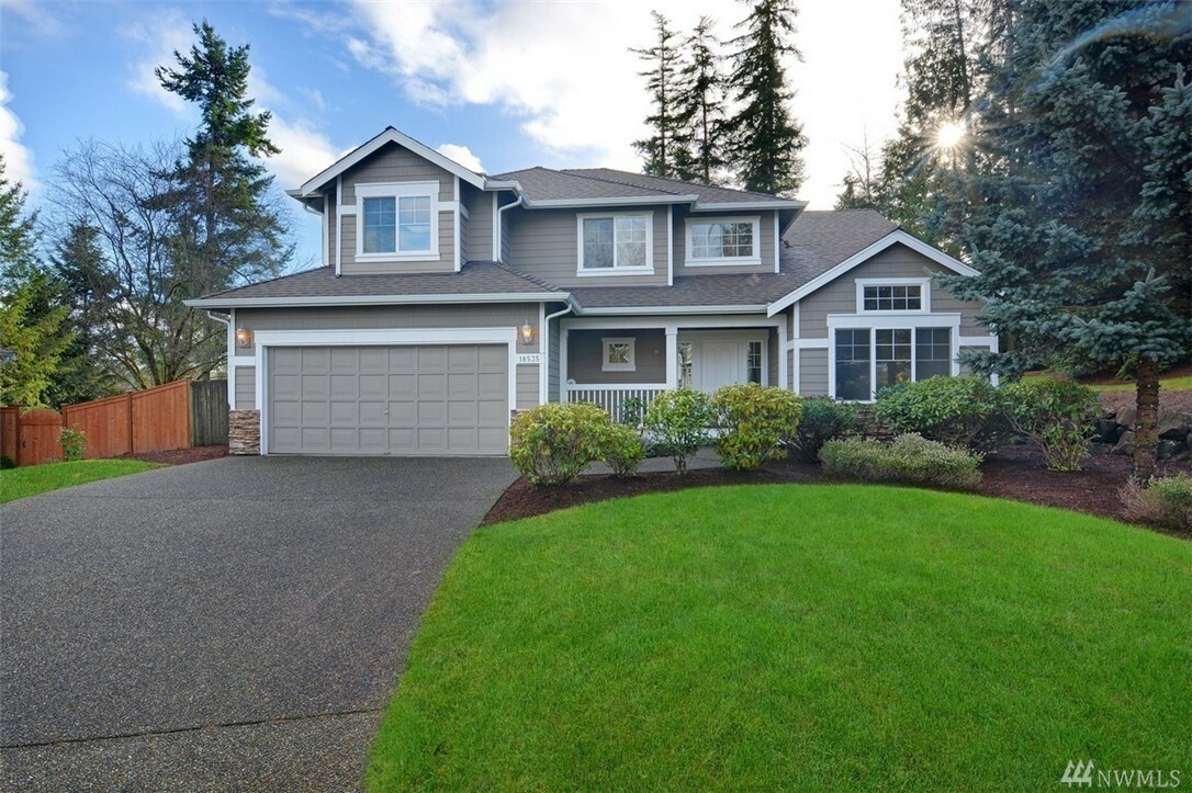 Property Photo:  18535 NE 102nd Ct  WA 98052 