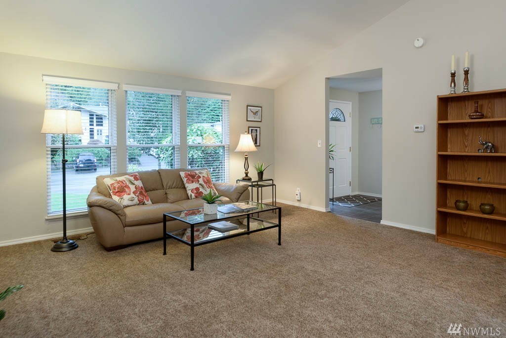 Property Photo:  3222 171st Ave NE  WA 98008 