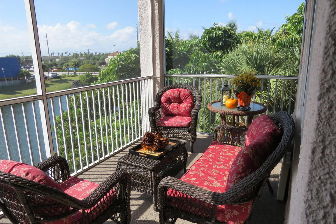 Property Photo:  108 Paradise Harbour Boulevard 415  FL 33408 