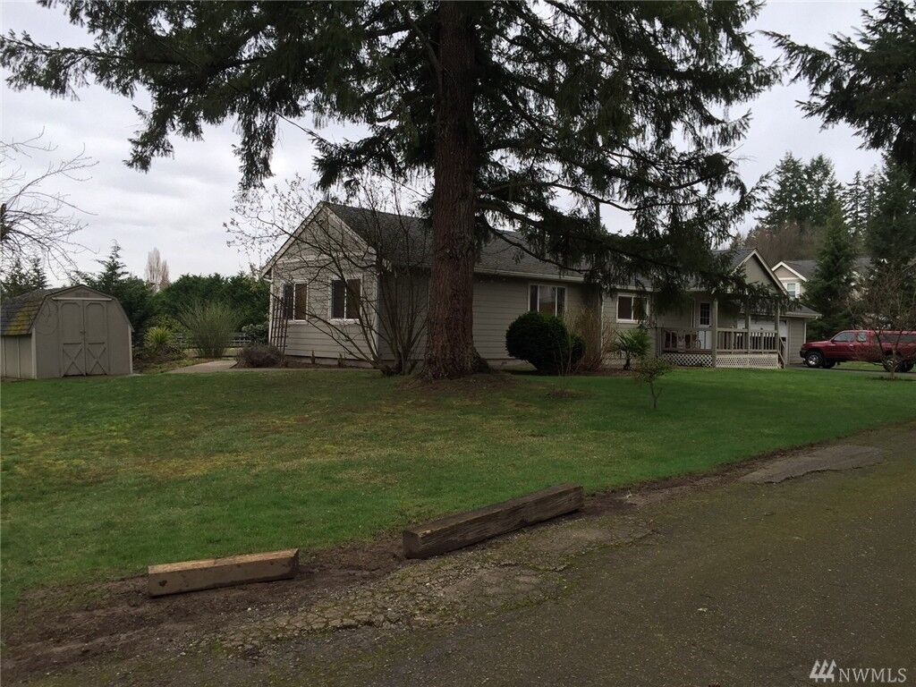 Property Photo:  2260 West Ave  WA 98366 