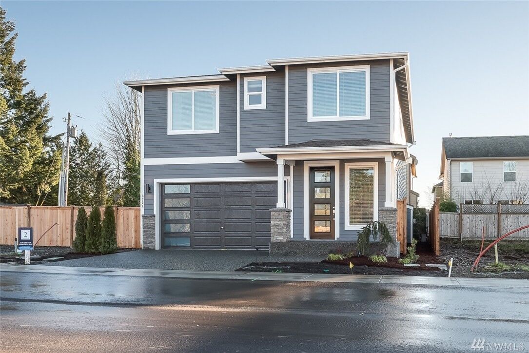 Property Photo: 3808 133rd Place SW 7 WA 98087