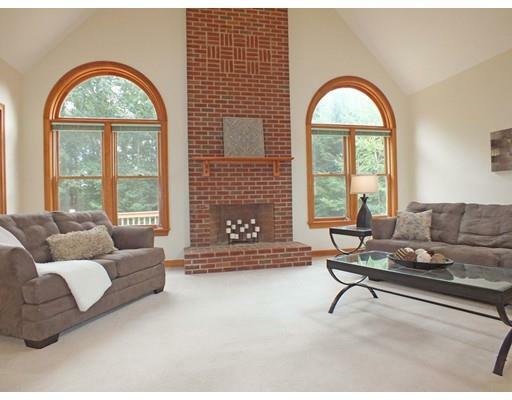 Property Photo: 4 Virginia Ln MA 01824