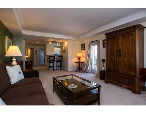 Property Photo: 10 Seaport Dr 2305 MA 02171