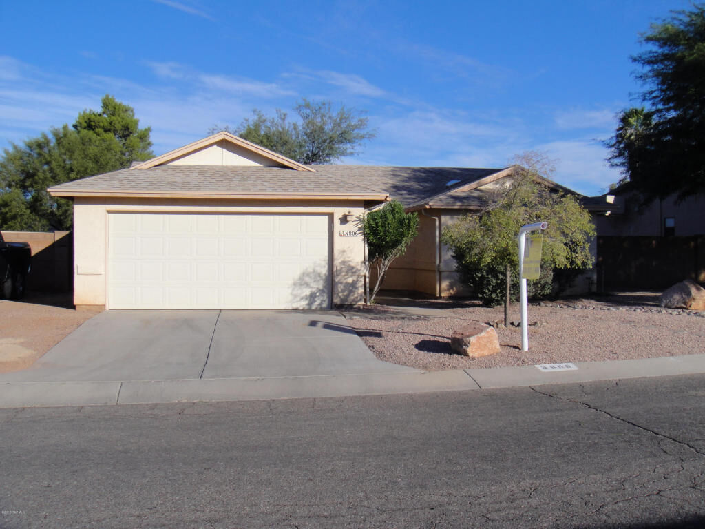 Property Photo:  4806 W Rosebay Street  AZ 85742 