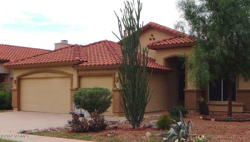 Property Photo:  9065 E Rainsage Street  AZ 85747 