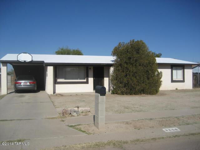 Property Photo: 3256 W Shumaker Drive AZ 85741