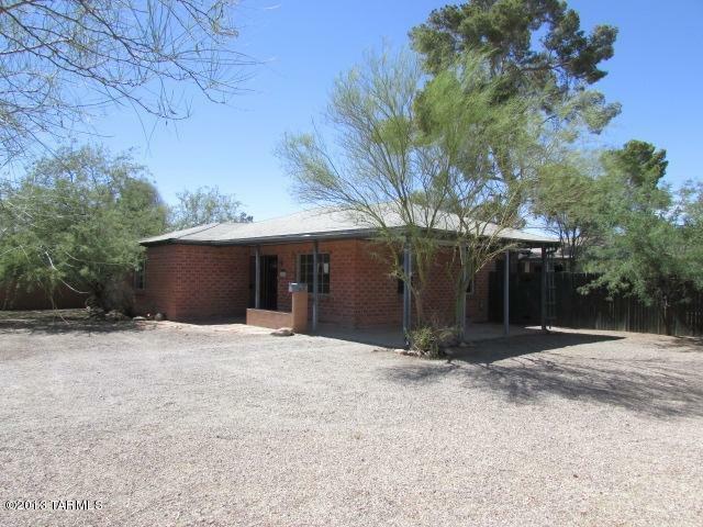 Property Photo:  2725 E Glenn Street  AZ 85716 