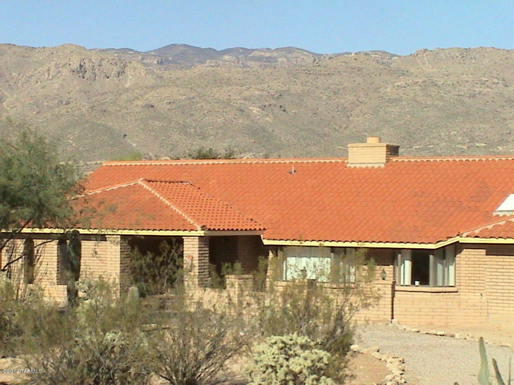 Property Photo:  3130 N Amethyst Lane  AZ 85749 