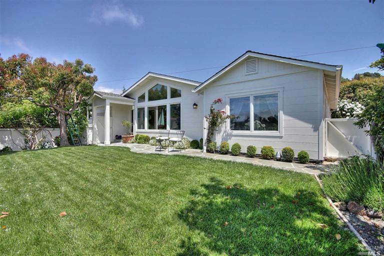 Property Photo:  685 Hawthorne Drive  CA 94920 